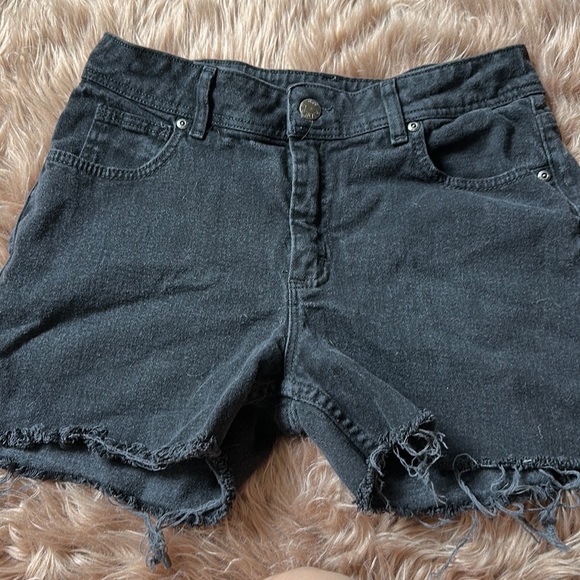 Riders by Lee Pants - Vintage high waisted black denim shorts